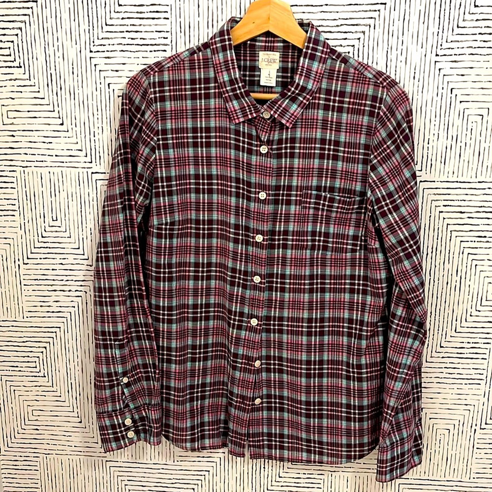 Perfect Shirt in perfect plaid!
